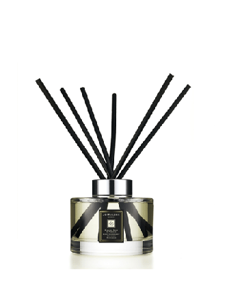 1 - ENGLISH PEAR & FREESIA