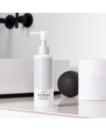 2 - SILKY PURIFYING CLEANSING OIL - STEP 1