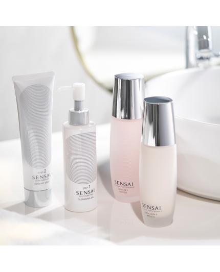 3 - SILKY PURIFYING CLEANSING OIL - STEP 1