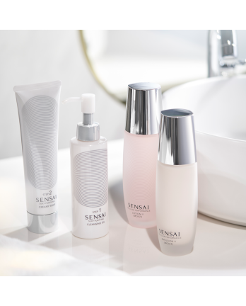 3 - SILKY PURIFYING CLEANSING OIL - STEP 1