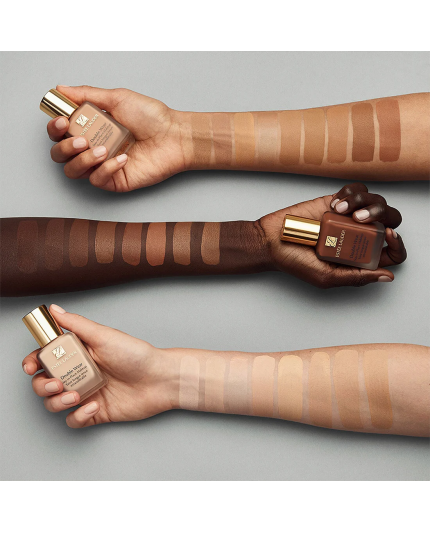 Double Wear Stay-in-Place Makeup SPF 10 30 ml - Fondotinta fluido