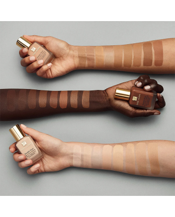 Double Wear Stay-in-Place Makeup SPF 10 30 ml - Fondotinta fluido